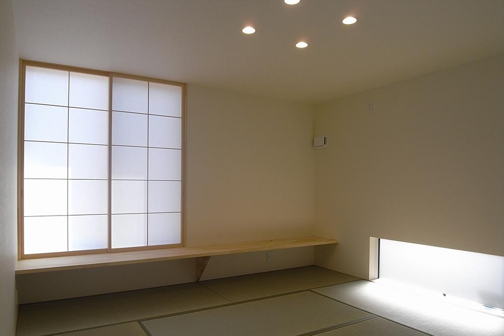 すっきりと美しい建具のある和室