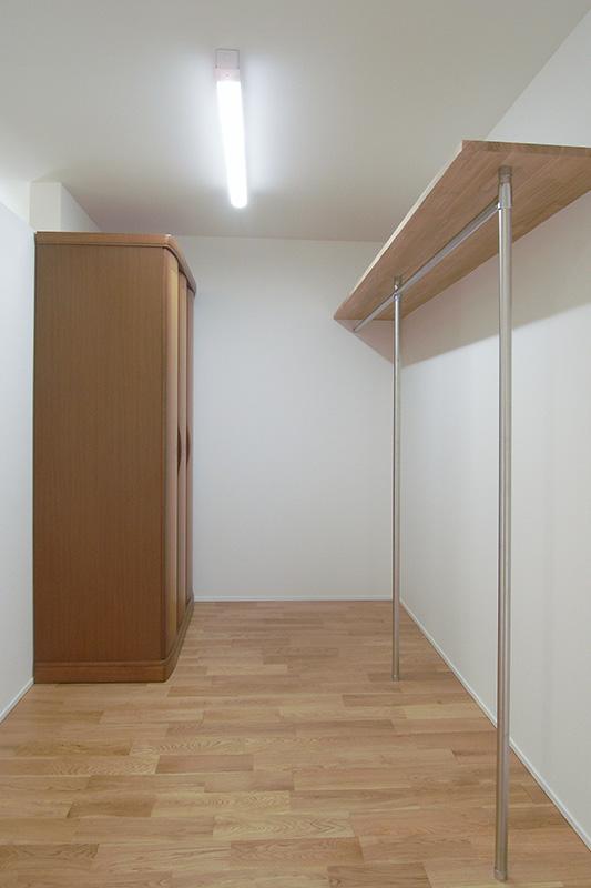 婚礼家具も入るように作ったクローゼット