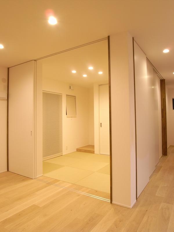 建具を閉めると個室になる和室