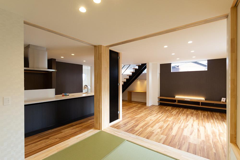 建具を閉めると独立した一部屋に。